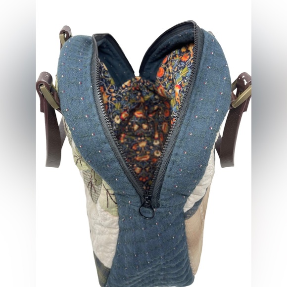 Handcrafted Handmade Quilted Handbag Girl Reading Book Cat New *Call Out* - Picture 8 of 13